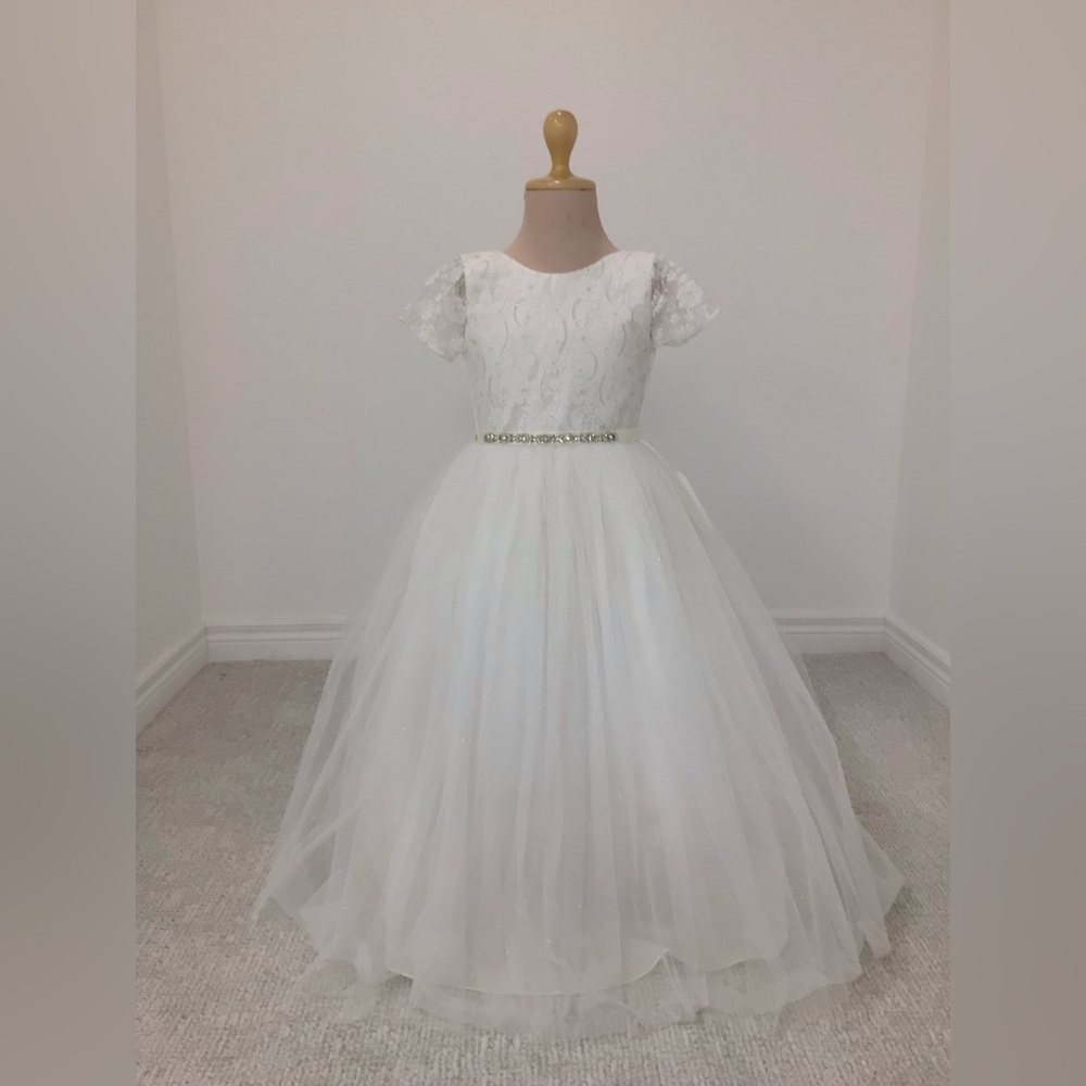 Elegant Ivory Flower Girl Dress - Rosebud 5140